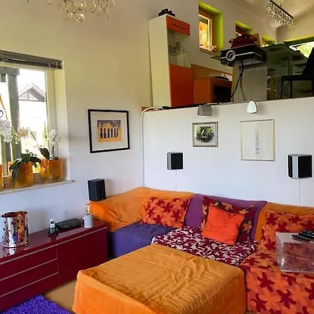 Extravagantes Haus Mit See- Und Bergblick, 